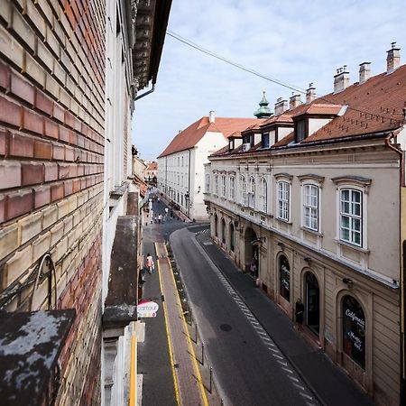 Gold Apartment - Győr Extérieur photo