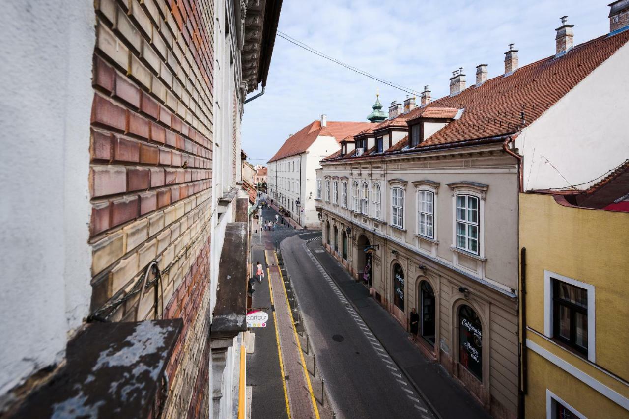 Gold Apartment - Győr Extérieur photo