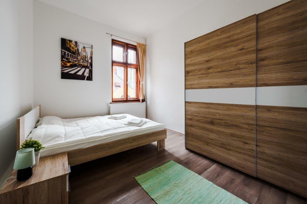 Gold Apartment - Győr Extérieur photo